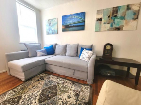 Urban Oasis - 3BR 2BA - City View- Private Parking